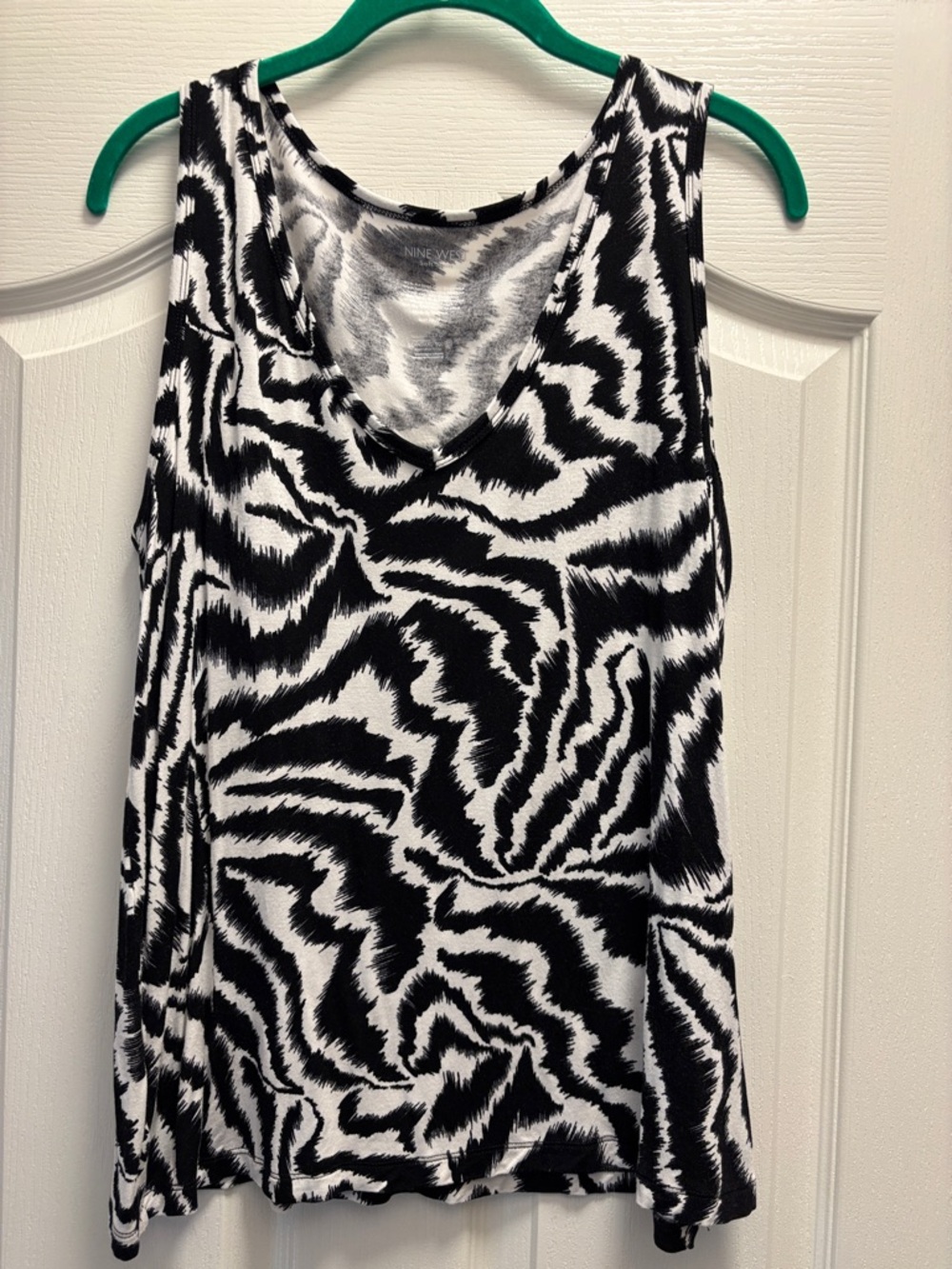 Nine West Black and White Zebra-Pattern V-Neck Tank